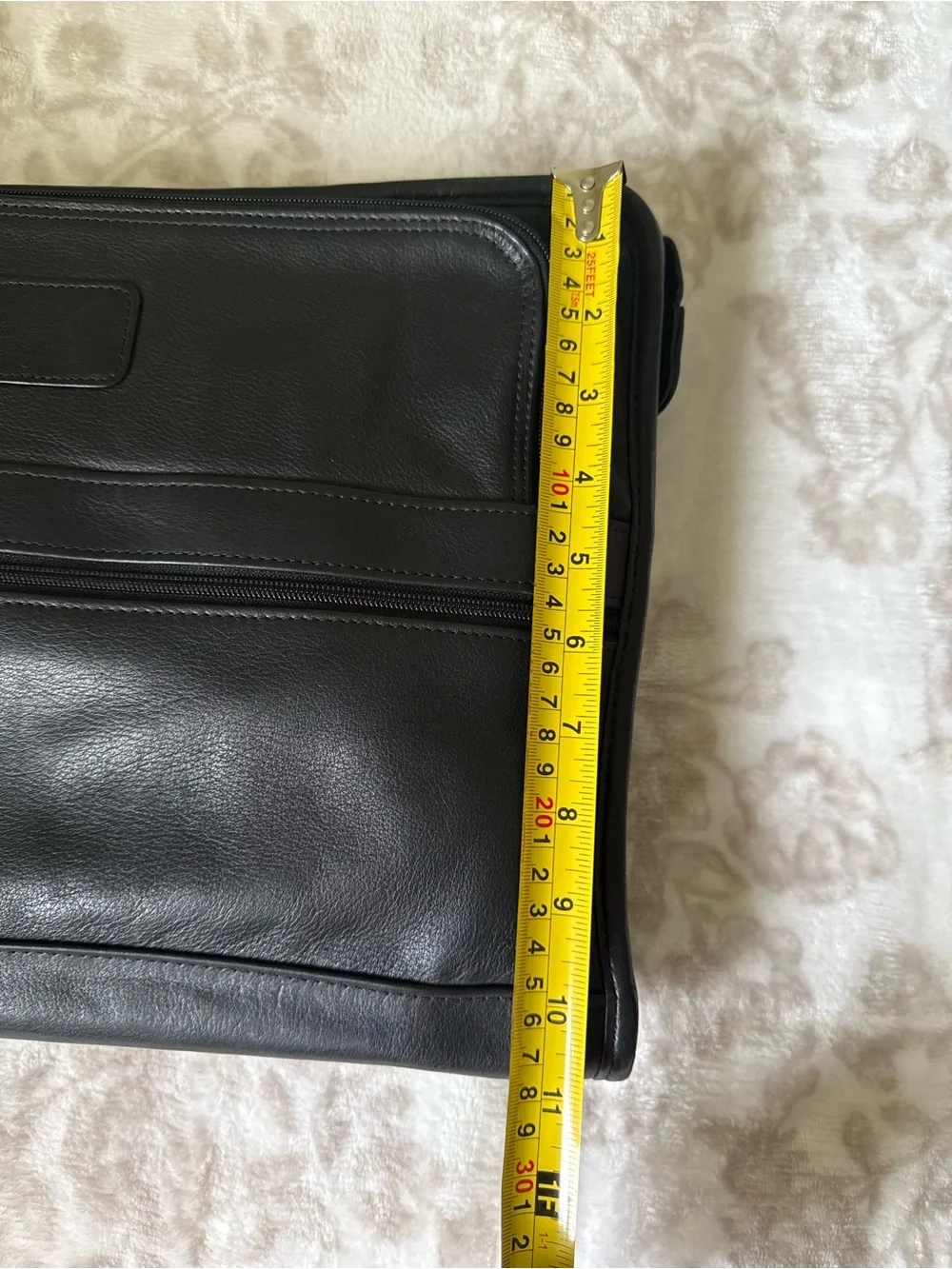 Tumi Alpha Black Leather Laptop Sleeve Document Clutch Attache Case